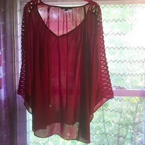 🌹Red flowy top open sleeves